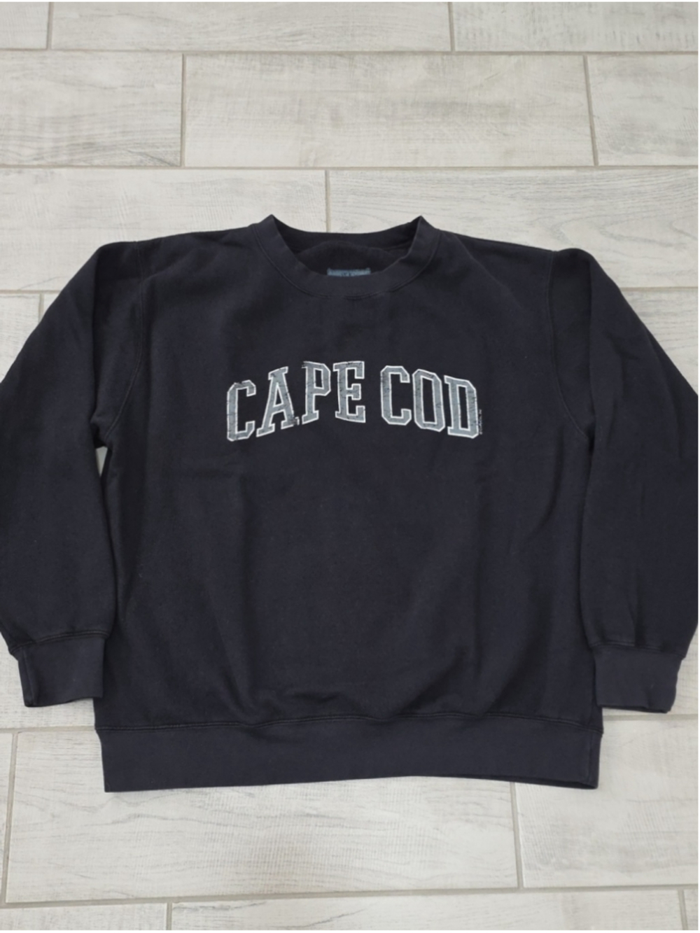 Cuffy's Cape Cod Sweatshirt Men's Size XL Black/Grey Letteting Cottagecore Cozy